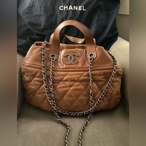 ‼️SOLD‼️CHANEL 2-way tote bag